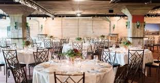 We are having a wedding in my hometown (we do not live there now and i have not lived there for quite some time). Rehearsal Dinner Etiquette Top 6 Rehearsal Dinner Questions Answered
