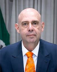 Trevisan Jr. contempla reeducandos em projeto de revitalização escolar