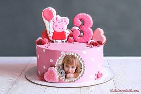 Fun ideas to celebrate the 2nd birthday! Cute Peppa Pig Birthday Cake For 3 Year Old With Photo