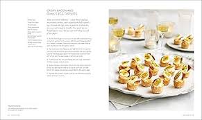 Mary Berry Cooks Up A Feast: My Favourite Recipes for Occasions and  Celebrations: Mary Berry: 9780241393529: Amazon.com: Books