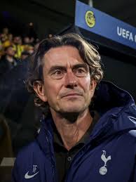 Now Mols has found his right foot, you're all screwed. Watch the rise of  the great Doncaster Rovers begin henceforth 🙌♥️🤍