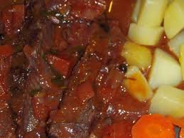 La joue de boeuf est bien dans sa bouche, pour répondre aux questions. Les Meilleures Recettes De Joue De Boeuf
