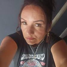 I'm currently here now absolutely loving it. I got a video of the food at  snack time . Food is very good and this is just the snack bar. Help your  self