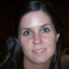 Kara Custer's Instagram, Twitter & Facebook