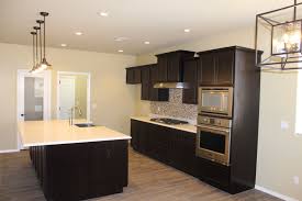Rassette Homes Is A Premier Home Builder In El Paso Tx This Is A Kitchen Photo Of One Of Our White Kitchen Cabinets Trendy Kitchen Contemporary Style Kitchen
