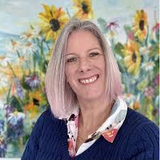 Angela Oller's Instagram, Twitter & Facebook