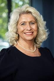 Sherry Waldman's Instagram, Twitter & Facebook