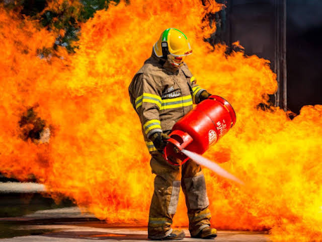 Fire Watch Guards at Large Events: How AI-Assisted Services Improve Safety