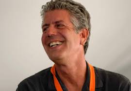 Anthony bourdain had started smoking again, was the first thing i noticed as he sat down with me last february. Anthony Bourdain Beging Selbstmord Nachrichten Hogapage