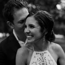 Mr & Mrs Walker ♥️ . Stunning images captured by Janneke Storm Photography  . Hair by Byron Bay Wedding Hair Co. . The Farm at Byron Bay