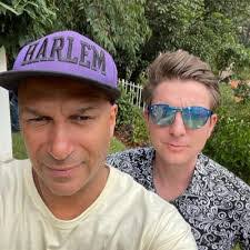 Andy Salmon's Instagram, Twitter & Facebook