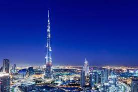 With a total height of 829.8 m (2,722 ft, just over half a mile) and a roof height. Dubai Burj Khalifa Level 124 At The Top Eintrittskarte 2021