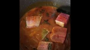 This vibrant yellow indonesian curry sauce is delicately spiced and gorgeously aromatic! Resepi Kari Ikan Pari