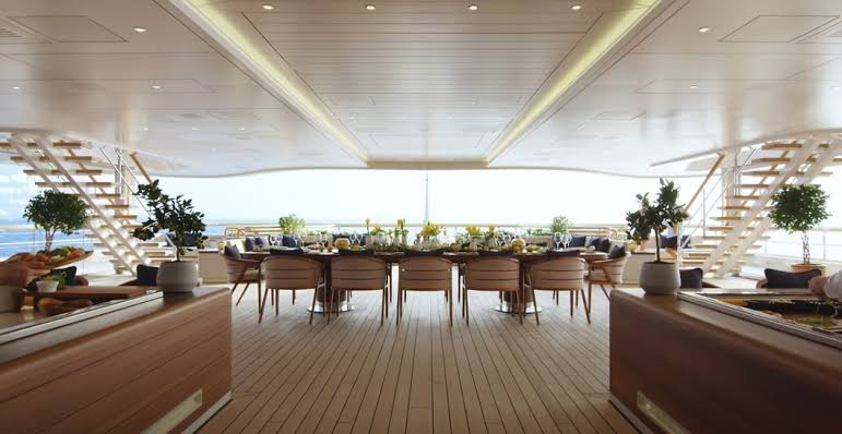 On Board Jeff Bezos' Alleged $400 Million Megayacht, The Flying Fox -  autoevolution