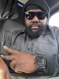 Truck driver transitioning to local route in Miami