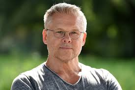 Tom Müller • Facebook