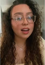 Veronica Key's Instagram, Twitter & Facebook