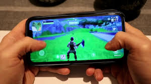 Still, running a pc or console game on a tiny phone is very impressive. Fortnite Mobile Ios Season 9 Iphone Xr Epic Settings 60 Fps Youtube