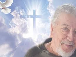 Araceli Oregel's Instagram, Twitter & Facebook