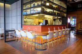 The locals flock to this stall for their chicken burger. Little Pig The Hub Ss2 I Come I See I Hunt And I Chiak