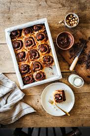 Brioches Roulees Chocolat Noisette Lilie Bakery Recettes Photographie Culinaire Recette En 2020 Alimentation Roule Au Chocolat Chocolat Noisette