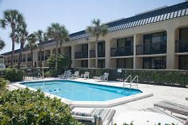 Conveniently located off highway 98 only seconds from the gulf of mexico shoreline, this ramada plaza fort walton beach resort/destin hotel is near emerald coast convention center, beaches, the boardwalk, entertainment at the swamp club, okaloosa fishing pier, picnicking at the beautiful beasley park, exotic fish at the gulfarium, and many local restaurants. Hampton Inn Fort Walton Beach Fort Walton Beach Updated 2021 Prices