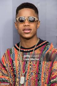 1,824 Tj Brown Photos & High Res Pictures