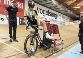 Webisode 07 / raam 2019 christoph strasser. Extrem Radsportler Strasser Startet Weltrekord Versuch