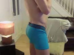 Alix and nicole make sure you jerk off while they watch. Hung And Very Hot British Guy Jerks Off On Cam Videos Youramateurtube