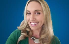 Naomi Goff's Instagram, Twitter & Facebook