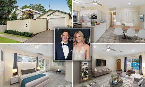 In 2015, seebohm began a relationship with fellow swimmer, mitch larkin. Former Golden Couple Emily Seebohm And Mitch Larkin Put Their Stunning Home On The Market Daily Mail Online