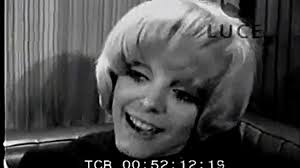 AnnaMaria Izzo * Una tazza di caffè ( 1970 )