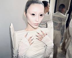 Pin de Eliza en polimoda project