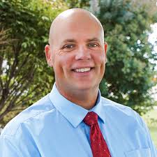 Meet the online school staff & jobs