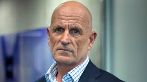 Kommer med krystallklart råd til deg som har aksjer