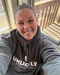 Donna Labeau's Instagram, Twitter & Facebook