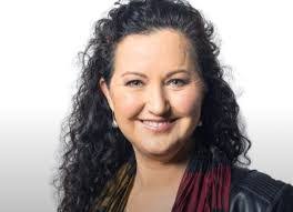 Libby Sutherland's Instagram, Twitter & Facebook