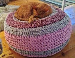 Also known as cat caves or cat cocoons, your cat will love snuggling up in one of these cosy beds. Crochet Pet Bed Free Pattern All The Best Ideas