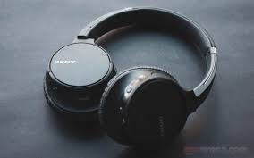 Sony Wh Ch700n Wireless Headphones Review Features Noise Canceling Wireless Headphones Review Headphones Review Noise Cancelling