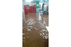 The waterway's lower reaches are still recovering from heavy flooding in july that affected a large part of southeastern china. Flash Floods Hit Kl After Downpour The Star