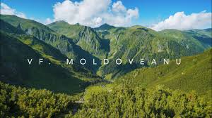 It is located in argeș county, in the făgăraș mountains of the so. Cel Mai Scurt Drum Catre Varful Romaniei Stana Lui Burnei Vf Moldoveanu 2544m Youtube