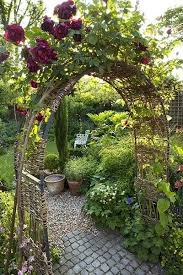 Lovely Garden Arch W Beautiful Gorgeous Pretty Flowers Garten Gartengestaltung Hinterhof Garten