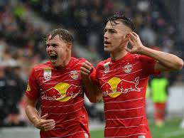 It reached the austrian top flight in 1953, and finished 9th of 14 clubs in its first season there, avoiding relegation by five points. 4ipqeuyg28wcnm