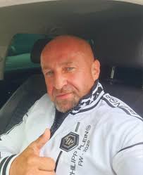 Peter Panek (@peterp222) • Threads, exprésate más