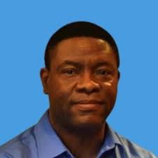 Hey, are you aware of an app, or someone building an app, that connects  people traveling to meet up at an airport? No, not a dating site! I'm  thinking about this scenario...I've