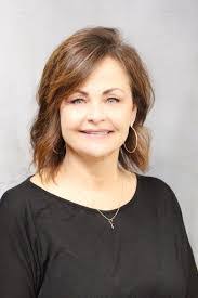 Tracy Kraus's Instagram, Twitter & Facebook