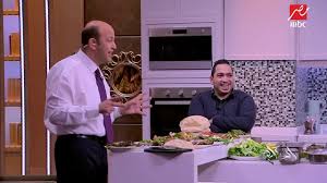 عمرو أديب لأصحاب مطعم استبينا إنتوا أهلاوية ولا زملكاوية Youtube