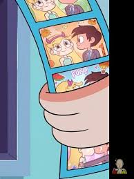 Marco And Star Kiss But In The Last Photo You Can See The Moons On His Cheeks And Star S Hearts Glo Star Vs The Forces Of Evil Force Of Evil Star