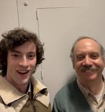 Meebs Aslam (@itsMeebs)