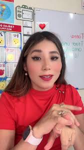 Mujeres Empáticas que Brillan con Luz Propia